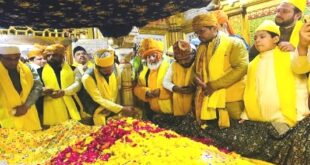 बसंत पंचमी पर निजामुद्दीन दरगाह में क्यों चढ़ाई जाती है पीले रंग की चादर