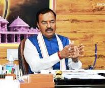 हेलीकॉप्टर में खराबी से डिप्टी सीएम केशव मौर्य की इमरजेंसी लैंडिंग