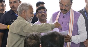 जनता दर्शन में उप मुख्यमंत्री ने सुनीं फरियाद, मौके पर दिए समाधान के निर्देश