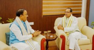 शिवराज सिंह चौहान से मिले केशव मौर्य, ग्रामीण विकास योजनाओं पर हुई अहम बैठक