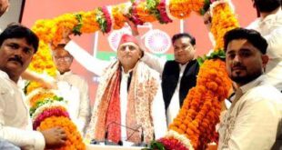 अखिलेश यादव का 53वां जन्मदिन उत्साह के साथ मनाया, सपा मुख्यालय पर उमड़ा कार्यकर्ताओं का सैलाब