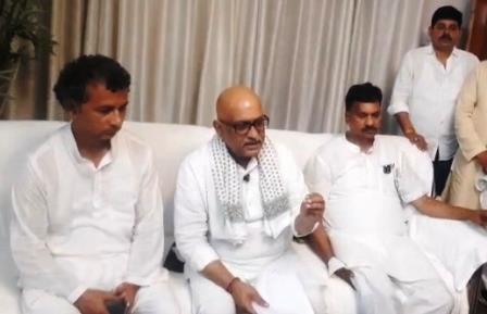 राम मंदिर ट्रस्ट भंग कर संतों को सौंपी जाए जिम्मेदारी : अजय राय
