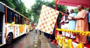 60 वर्ष से अधिक उम्र की महिलाओं को अब यूपी रोडवेज में मुफ्त यात्रा : मुख्यमंत्री