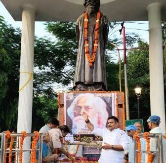 गुरुदेव रवींद्रनाथ टैगोर की पुण्यतिथि पर श्रद्धांजलि, रोहित अग्रवाल का हुआ सम्मान