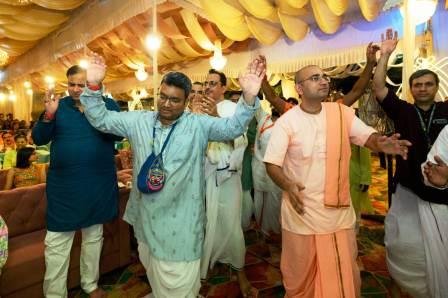 हरिनाम संकीर्तन में झूमे श्रद्धालु, श्री कृष्णोत्सव में भक्ति से सराबोर हुआ माहौल