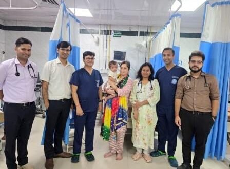 RMLIMS में 11 माह की बच्ची का बिना ओपन हार्ट सर्जरी सफल PDA डिवाइस क्लोजर