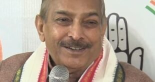 CEC ज्ञानेश कुमार पर मुकदमे की मांग, प्रमोद तिवारी बोले- निष्पक्ष चुनाव की उम्मीद खत्म