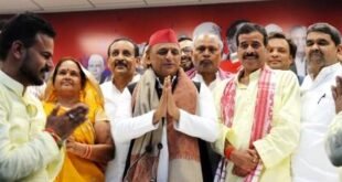 भाजपा और बसपा के कई पूर्व विधायक सपा में शामिल, अखिलेश ने किया स्वागत